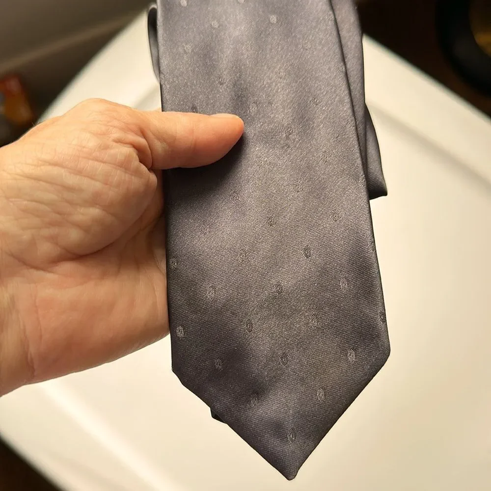 Vintage 60s Wembley dark gray‎ with light gray dots polyester/silk tie